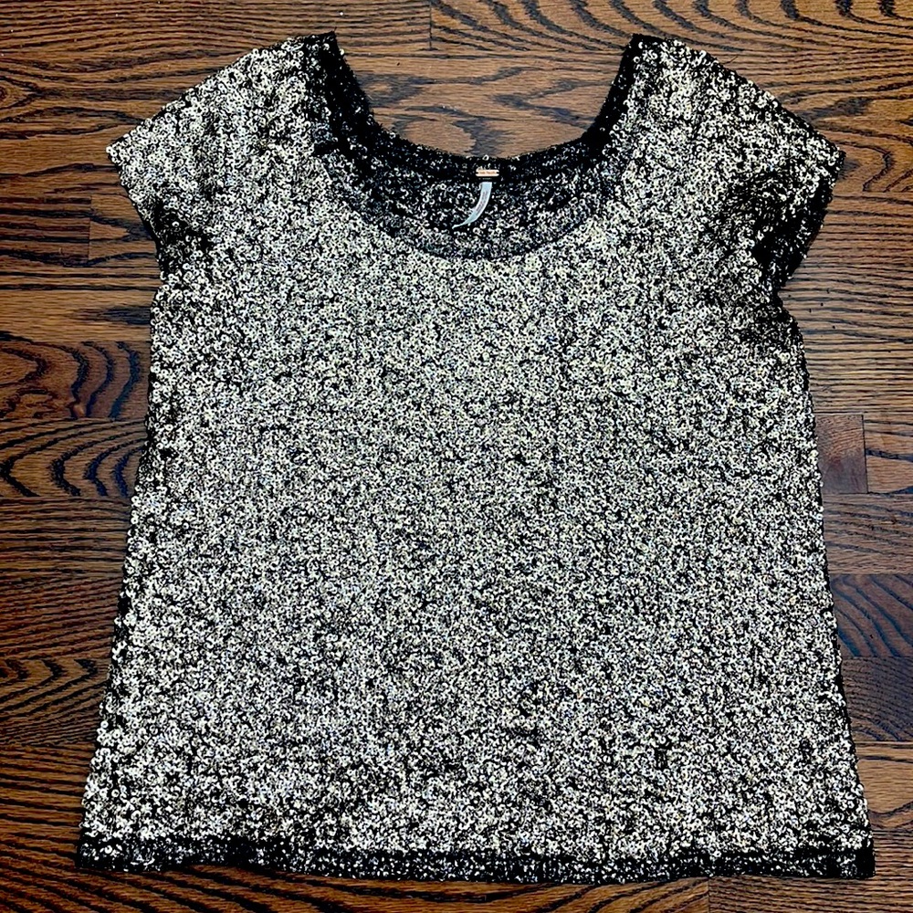 Sparkly sequined free people top.